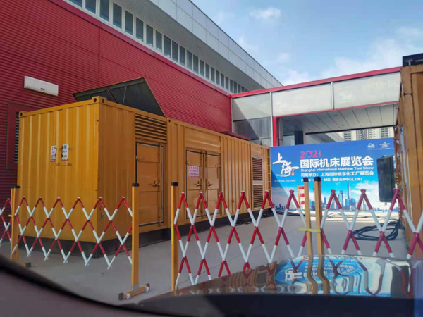 伊通发电车出租-发电机无电压或电压太低怎么办?