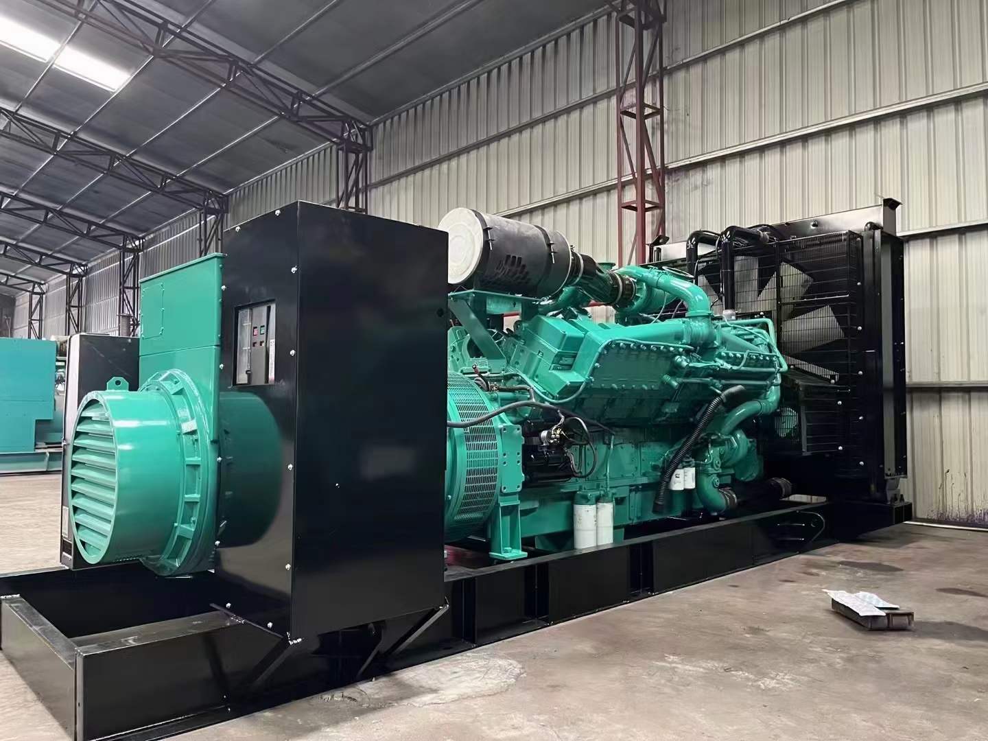 伊通如何降低 800kW 柴油发电机输出电流的波动？
